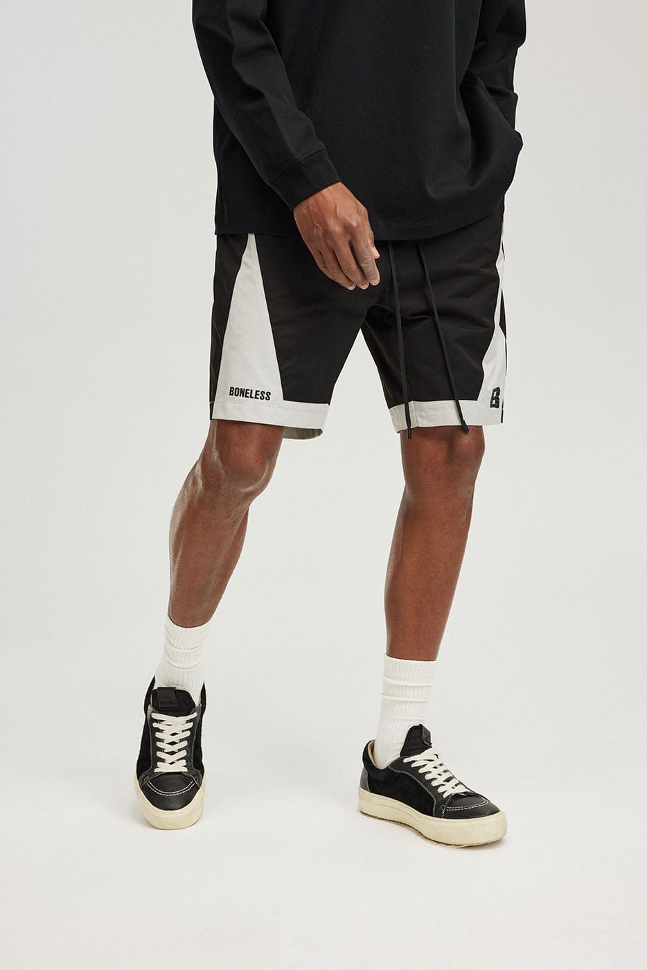 Bloneless Contrast Paneled Shorts - Primo Collection 